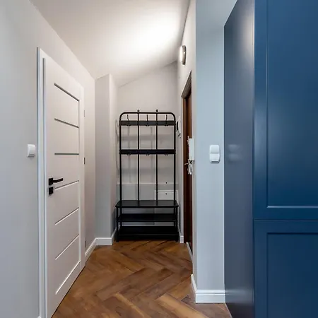 Close-central - Great Location- Praga Polnoc - 18 People -marcinkowskiego * Warsaw